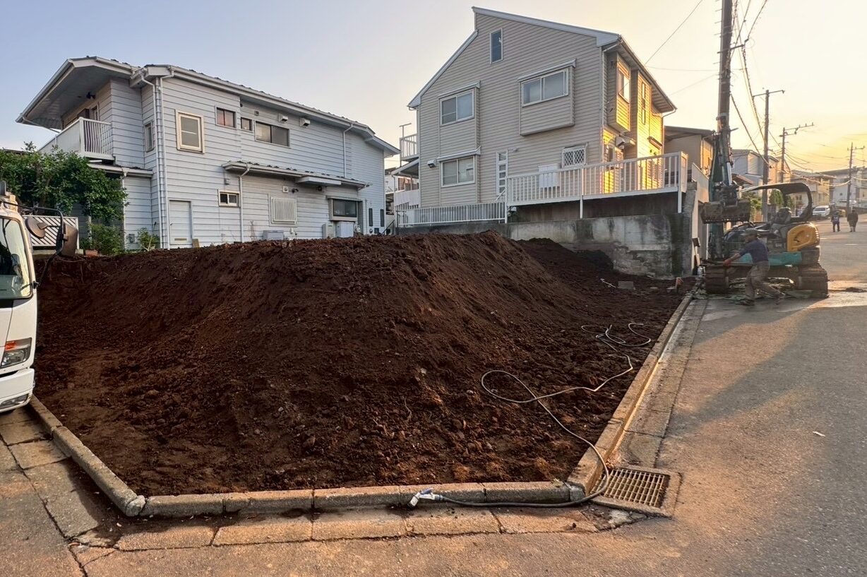 綾瀬市綾西の解体工事の画像