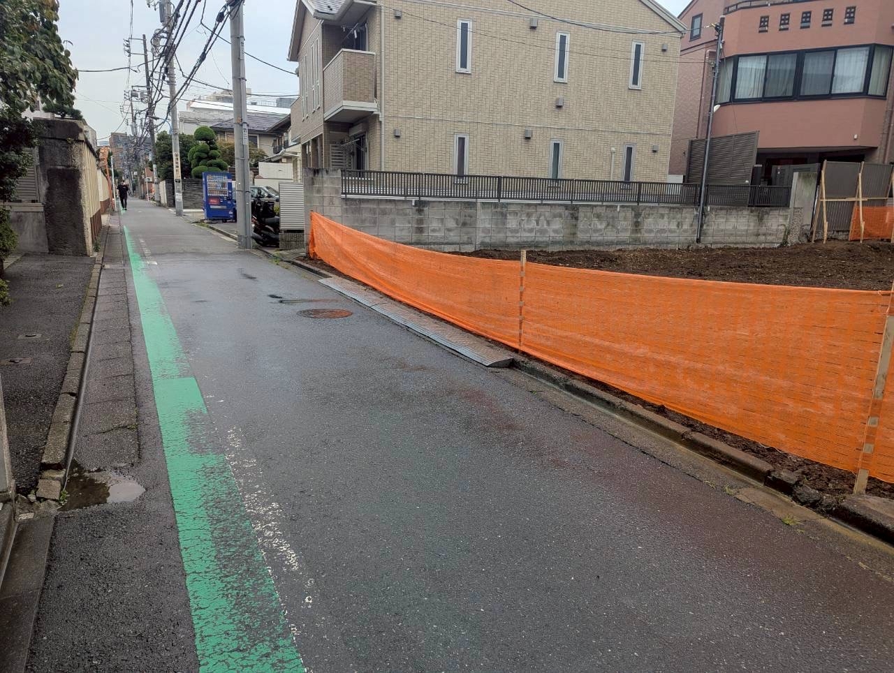 新宿区須賀町の解体工事の画像