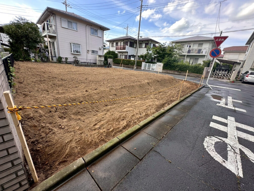 三郷市早稲田の解体工事