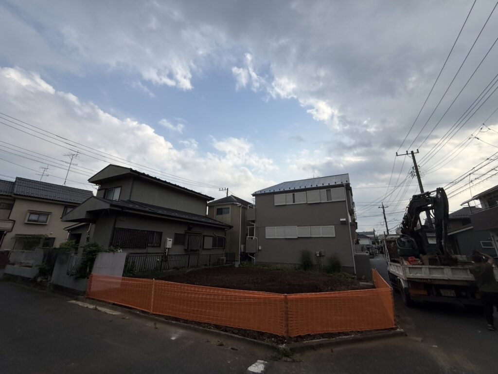 清瀬市旭ヶ丘の解体工事