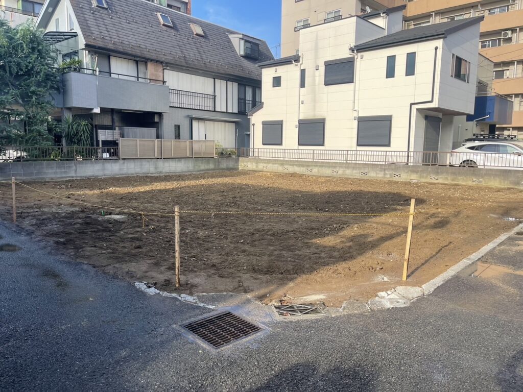 横浜市磯子区磯子の解体工事