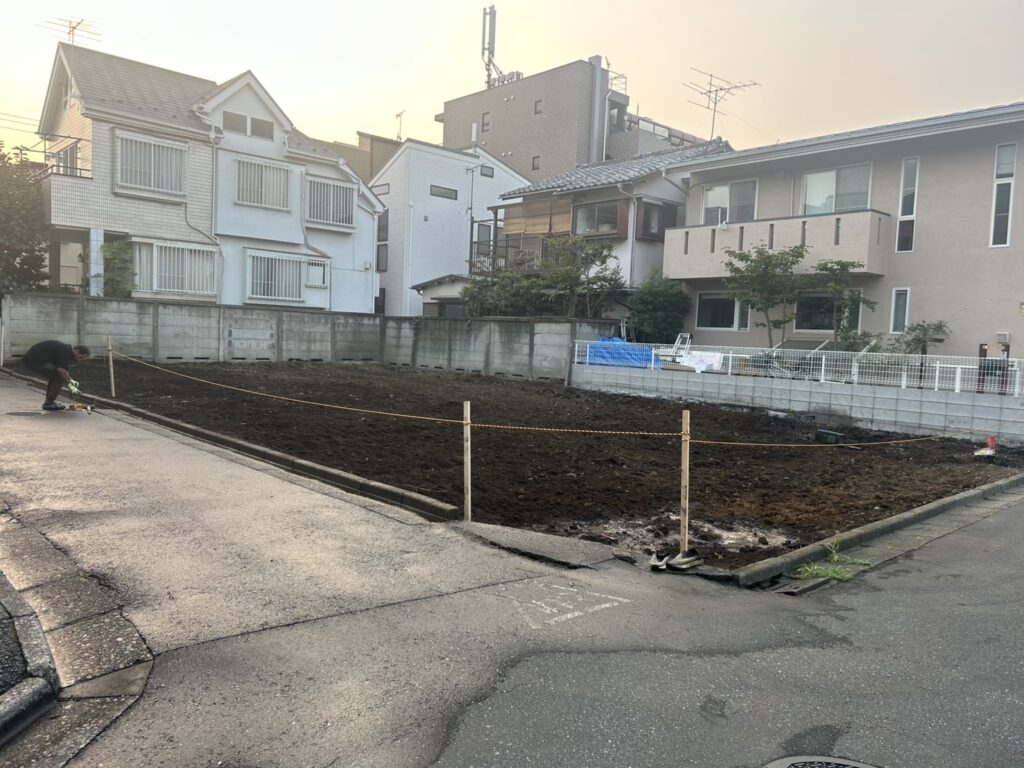 三鷹市下連雀の解体工事