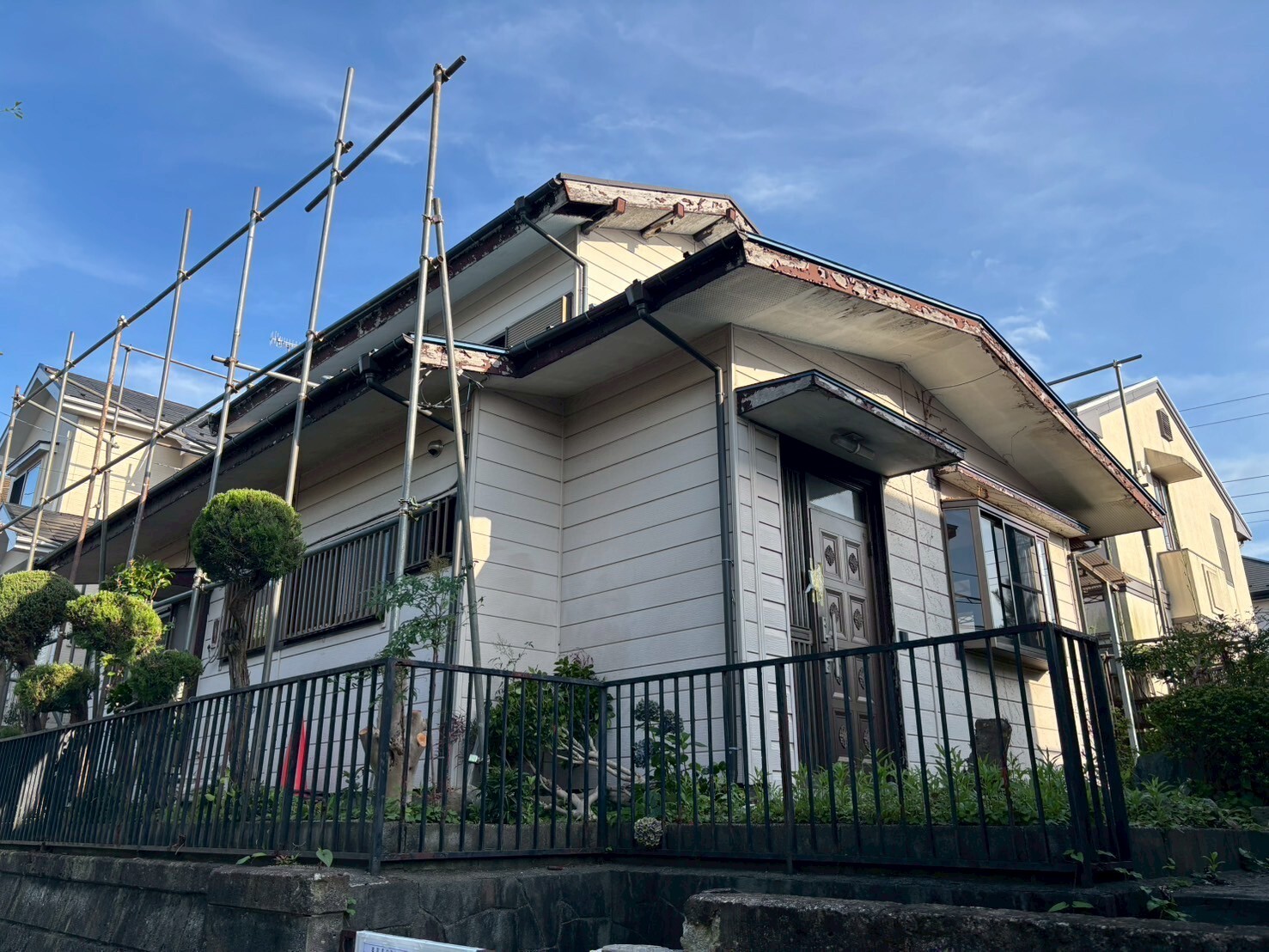 海老名市国分寺台の解体工事の画像