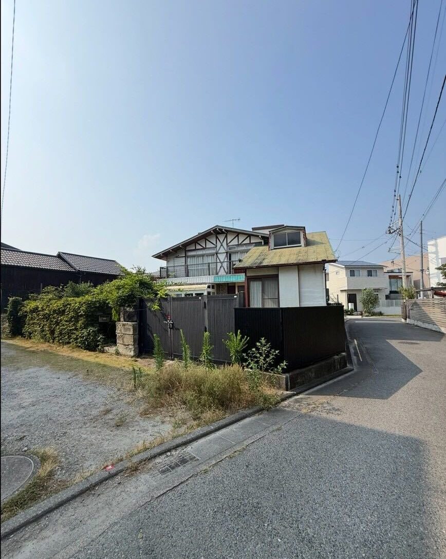 逗子市新宿の解体工事の画像