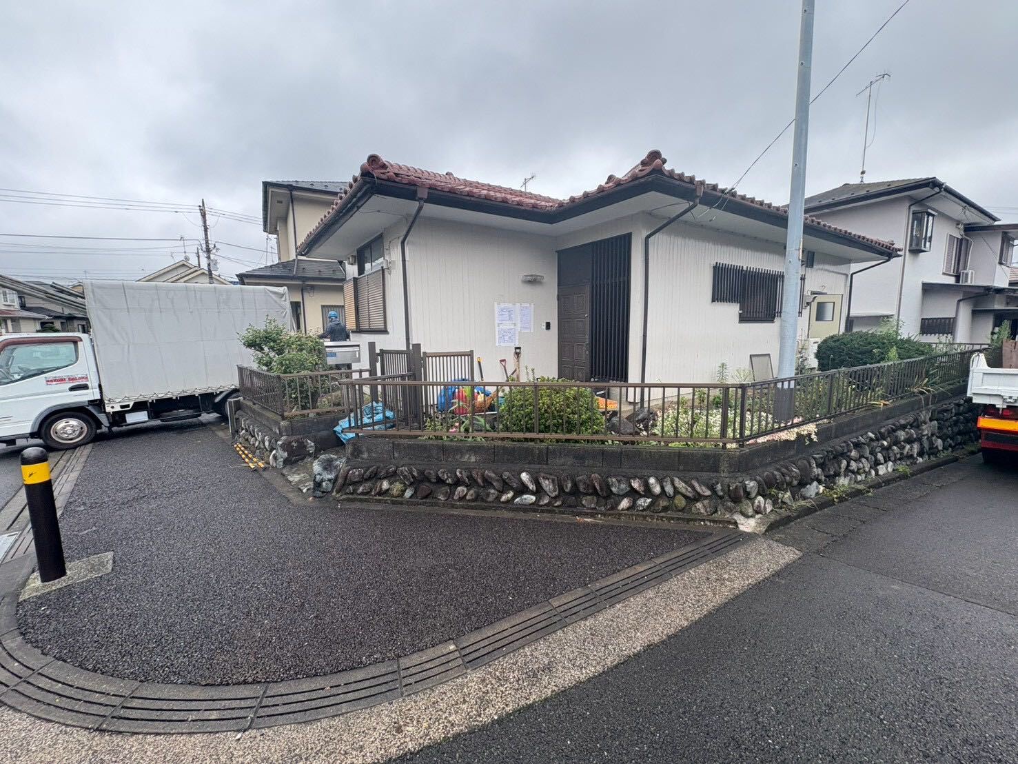 海老名市国分寺台の解体工事の画像