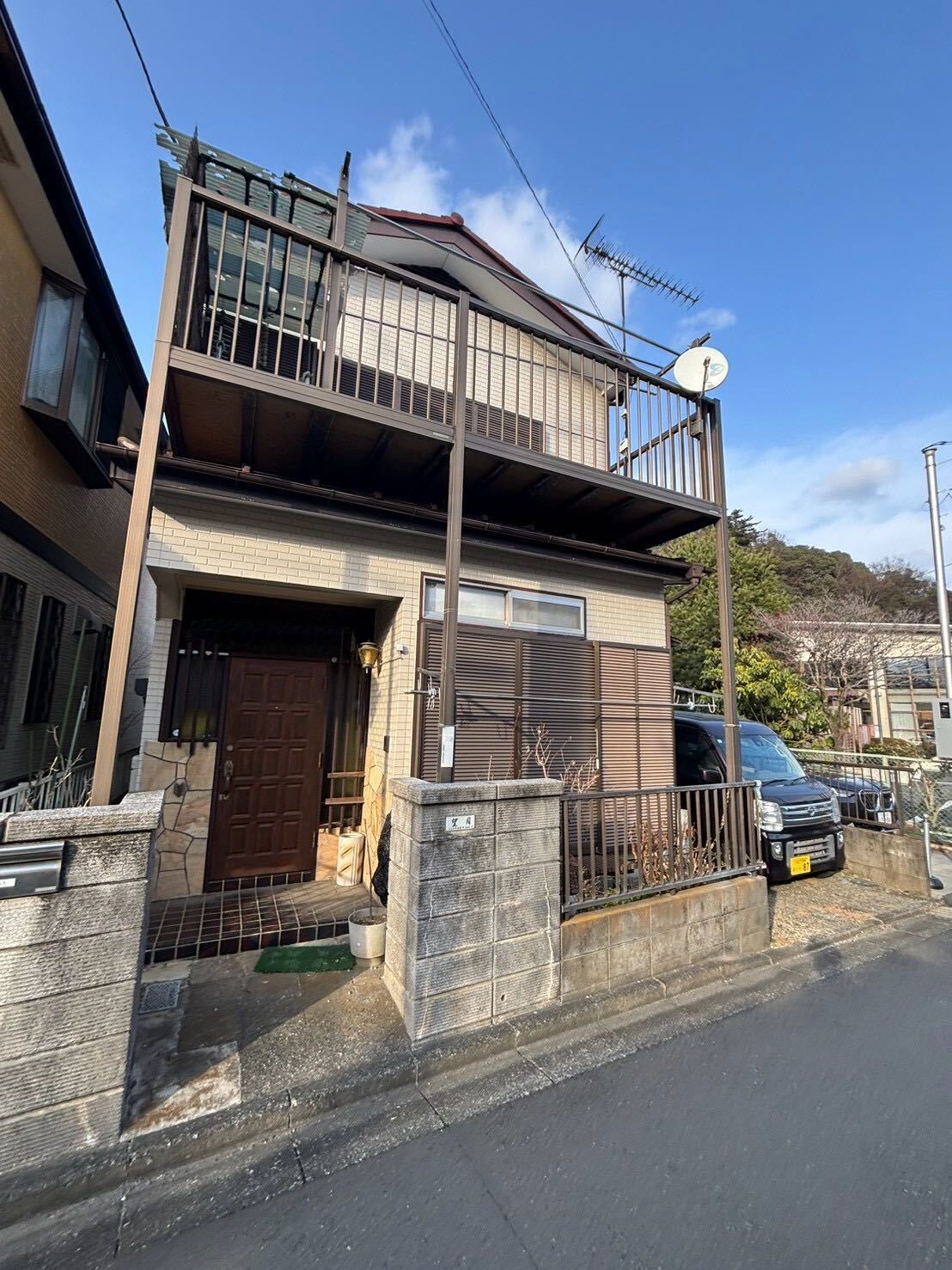八王子市高尾町の解体工事の画像